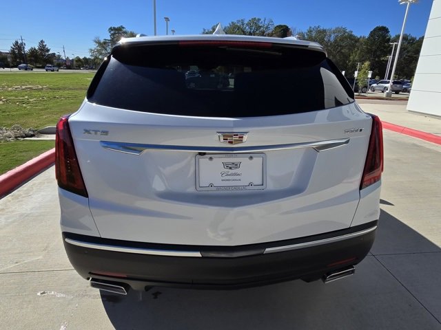 2025 Cadillac XT5 Luxury photo 3