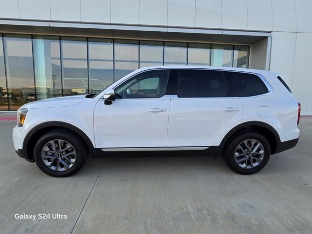 Used 2025 Kia Telluride LX SUV