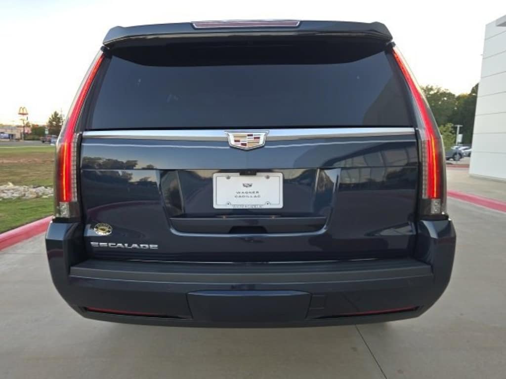Used 2020 CADILLAC Escalade Premium Luxury SUV
