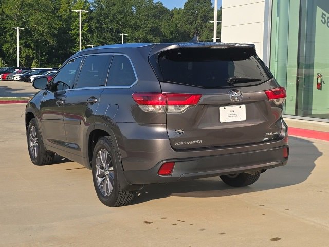 2018 Toyota Highlander SE photo 3