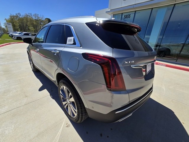 2025 Cadillac XT5 Premium Luxury photo 3