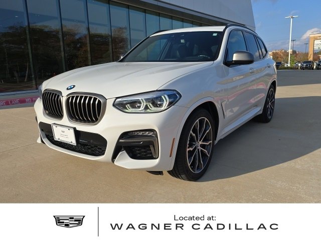 2021 BMW X3 40i's photo