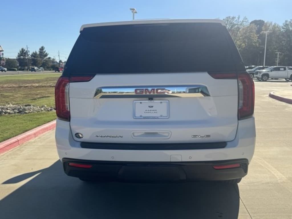 Used 2022 GMC Yukon SLE SUV