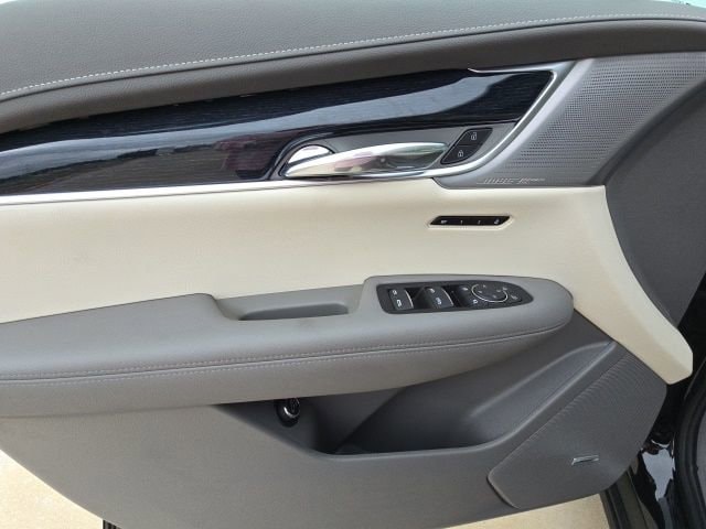 2025 Cadillac XT6 Premium Luxury - Photo 16