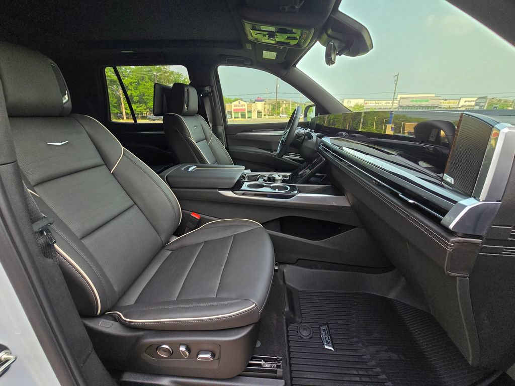2026 Cadillac Escalade Sport - Photo 17