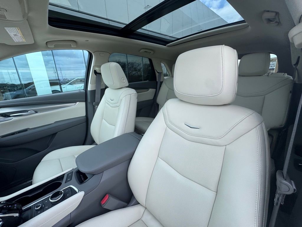 2026 Cadillac XT5 Premium Luxury - Photo 11