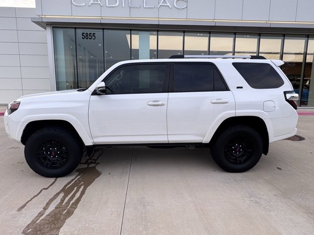 2023 Toyota 4Runner SR5 Premium photo 2