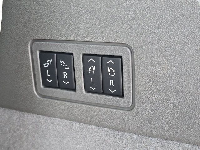 2025 Cadillac XT6 Premium Luxury - Photo 6