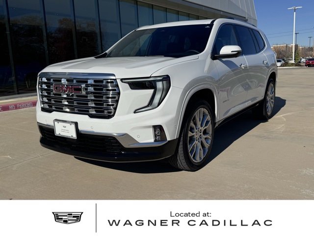 2024 GMC Acadia Denali's photo