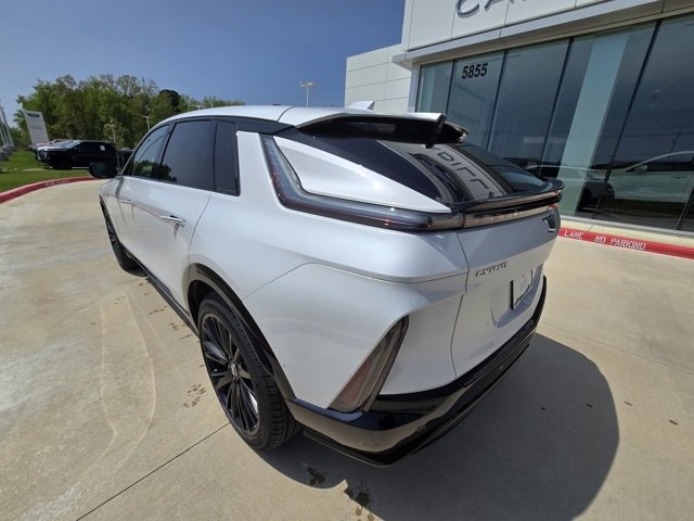 2025 Cadillac Lyriq Sport photo 3