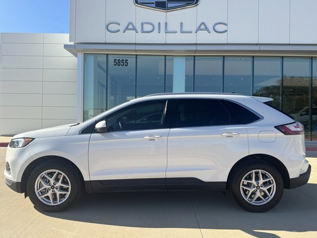 2023 Ford Edge SEL photo 2