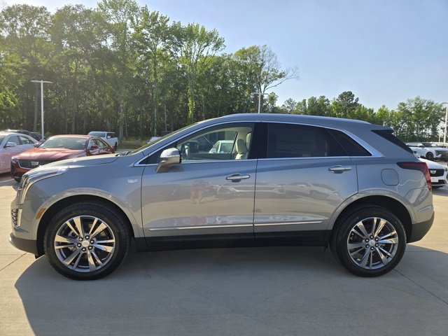 2025 Cadillac XT5 Premium Luxury photo 2