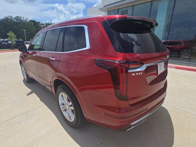 2025 Cadillac XT6 Luxury photo 3