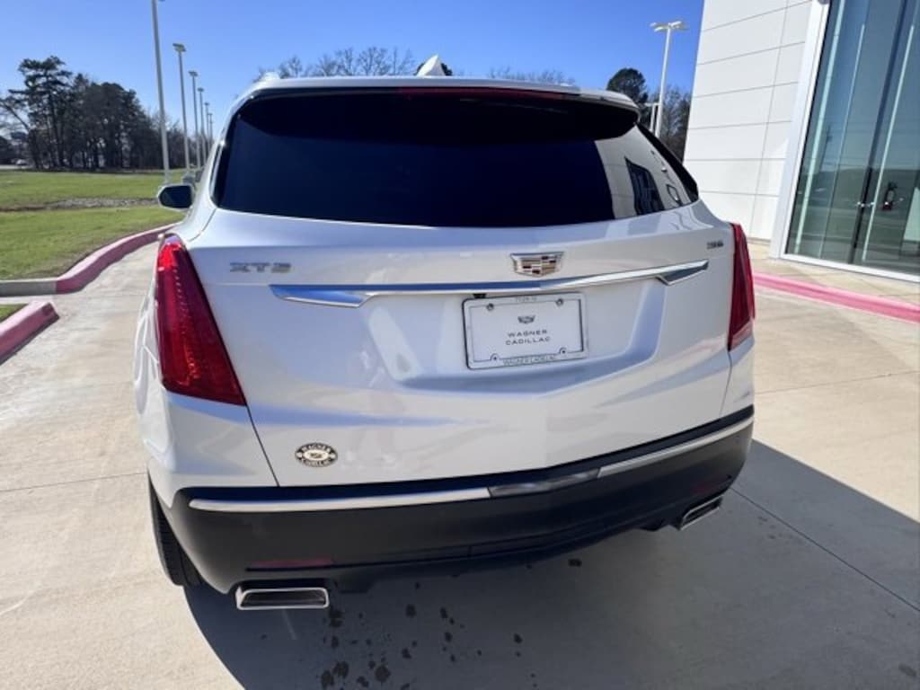 Used 2017 CADILLAC XT5 Luxury SUV