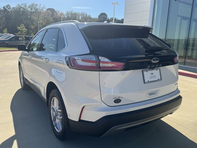 2023 Ford Edge SEL photo 3