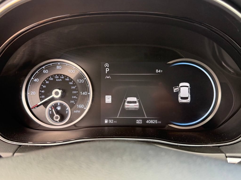 2023 GENESIS GV70 Standard - Photo 32