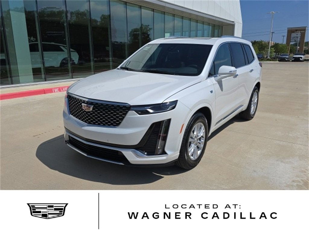 2025 Cadillac XT6 Luxury's photo