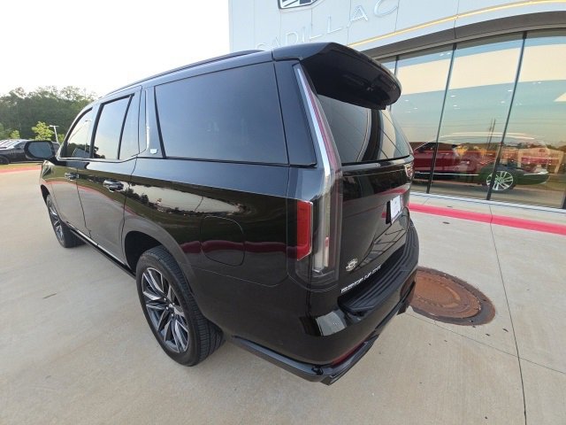 2024 Cadillac Escalade Sport Platinum photo 3