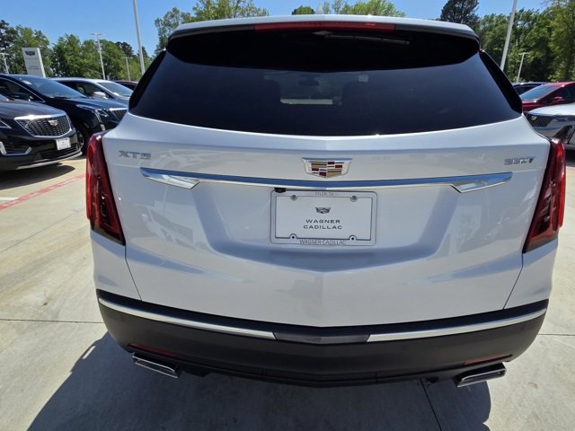2025 Cadillac XT5 Luxury photo 4