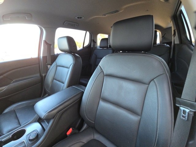 2017 Gmc Acadia SLT photo 3