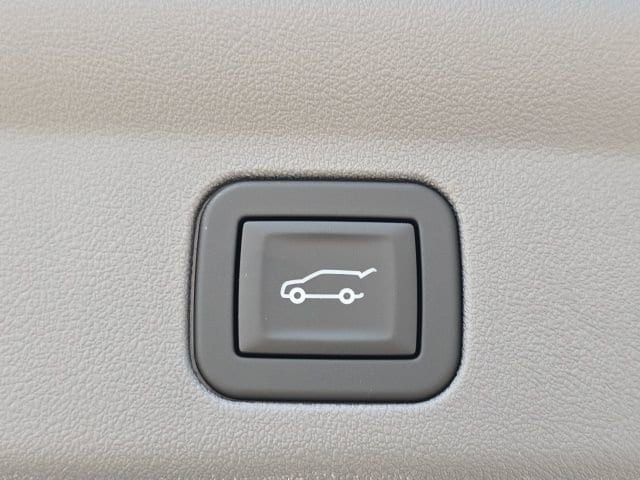2026 Cadillac Escalade IQ Sport - Photo 38