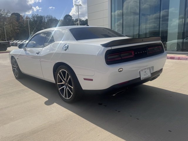 2023 Dodge Challenger R/T photo 3