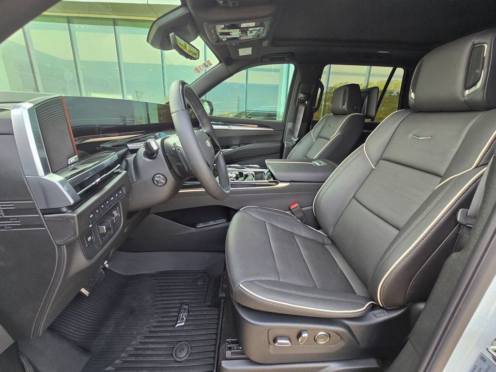 2026 Cadillac Escalade Sport - Photo 13