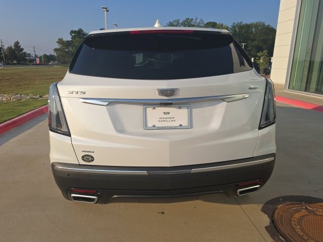 2024 Cadillac XT5 Sport photo 3