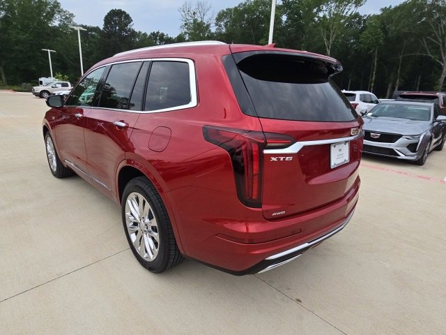 2025 Cadillac XT6 Premium Luxury photo 3