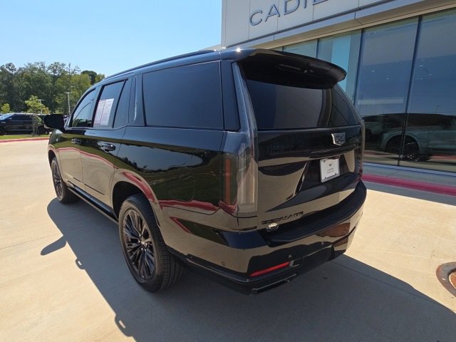 2025 Cadillac Escalade Sport Platinum photo 2