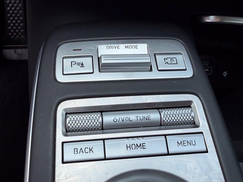 2023 GENESIS GV70 Standard - Photo 38