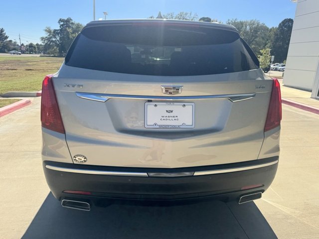 2017 Cadillac XT5 Luxury photo 4