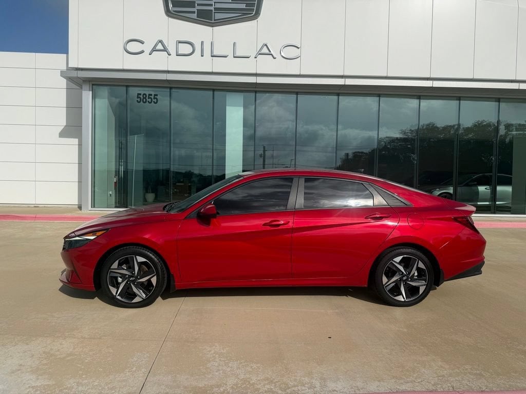 Used 2023 Hyundai Elantra SEL Sedan
