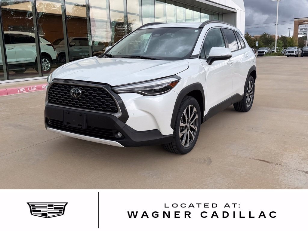 2023 Toyota Corolla Cross XLE