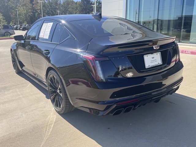 2025 Cadillac CT5 V photo 2