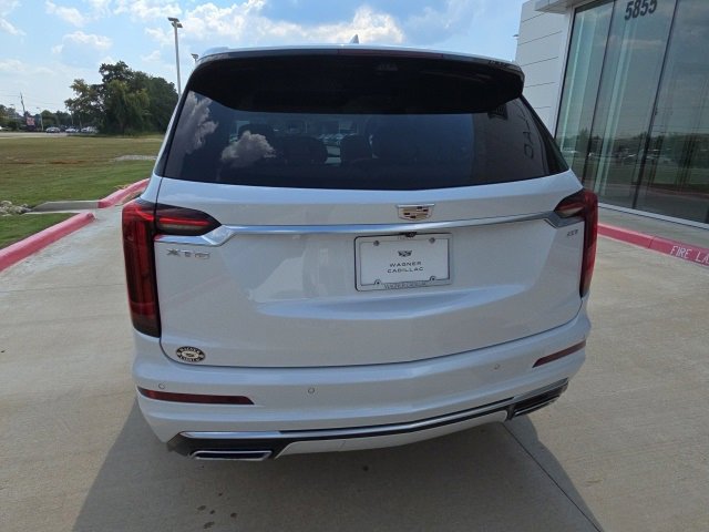 2022 Cadillac XT6 Premium Luxury photo 4