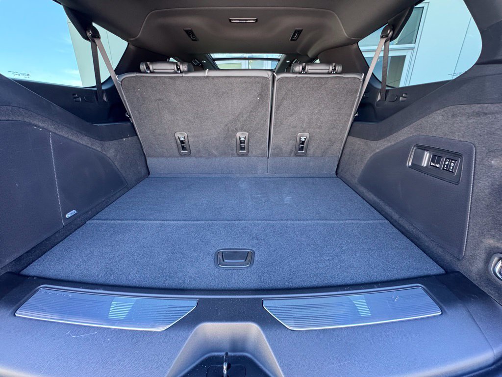 2026 Cadillac Escalade ESV Luxury - Photo 36