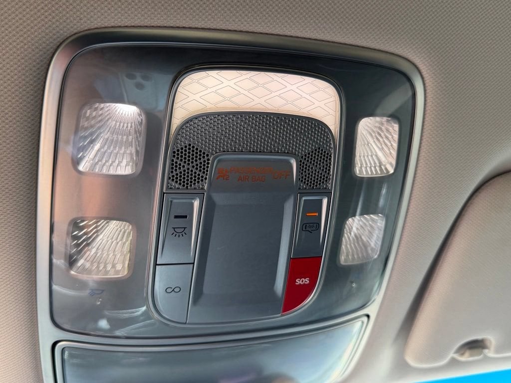 2023 GENESIS GV70 Standard - Photo 39