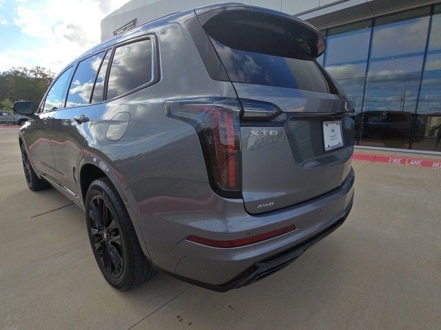 2022 Cadillac XT6 Sport photo 3