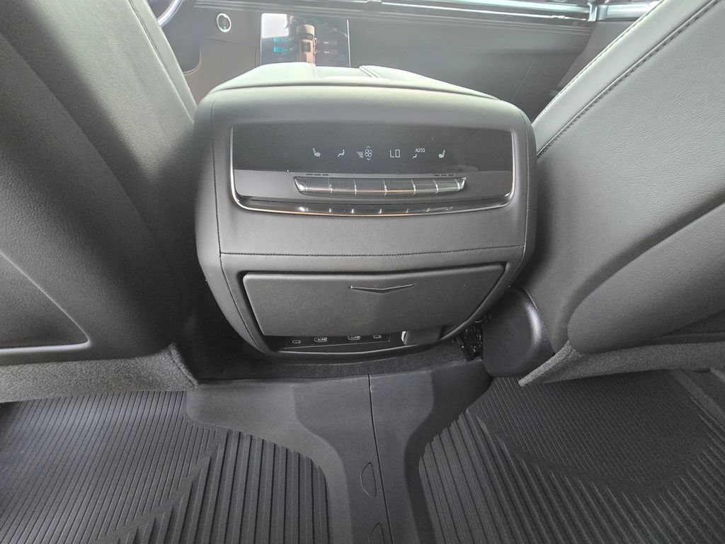 2026 Cadillac Escalade Sport - Photo 25