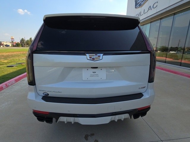2024 Cadillac Escalade ESV V-Series photo 4