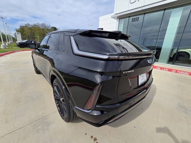 2025 Cadillac Lyriq Sport photo 3