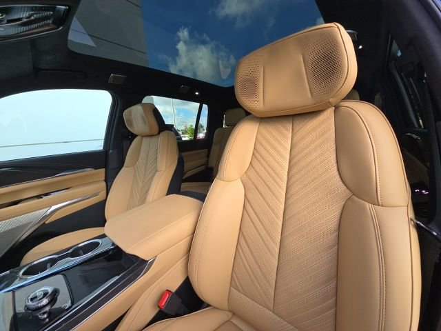 2026 Cadillac Escalade IQ Premium Luxury - Photo 11