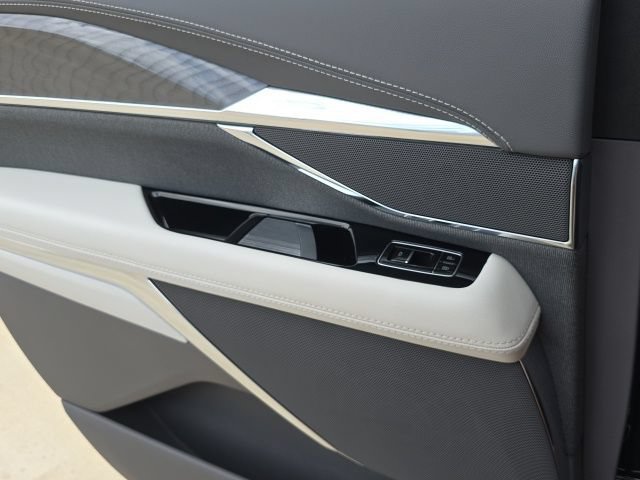 2026 Cadillac Escalade IQ Sport - Photo 19