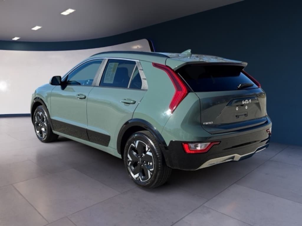 Certified 2025 Kia Niro EV Wind SUV
