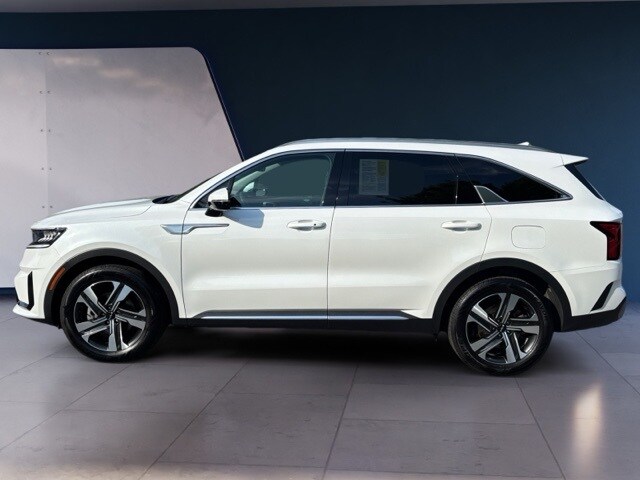 2023 Kia Sorento Hybrid EX photo 2