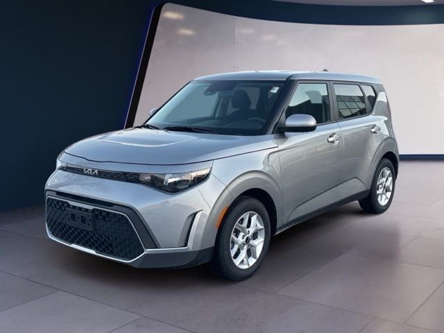 2023 Kia Soul LX FWD
