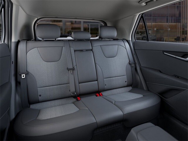 2025 Kia Niro EX Touring - Photo 16