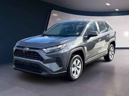2023 Toyota RAV4 LE SUV