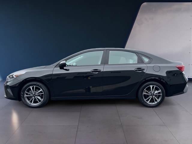 Used 2023 Kia Forte LXS with VIN 3KPF24AD6PE552293 for sale in Shrewsbury, MA